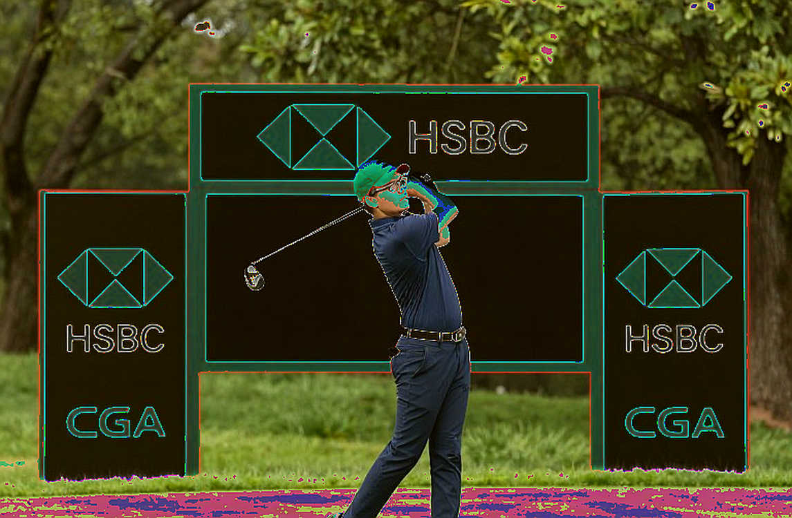 Mùa quà tặng golf: chiếc túi cao cấp thiếu giá, thiếu trọng lượng và thiếu trọng tài