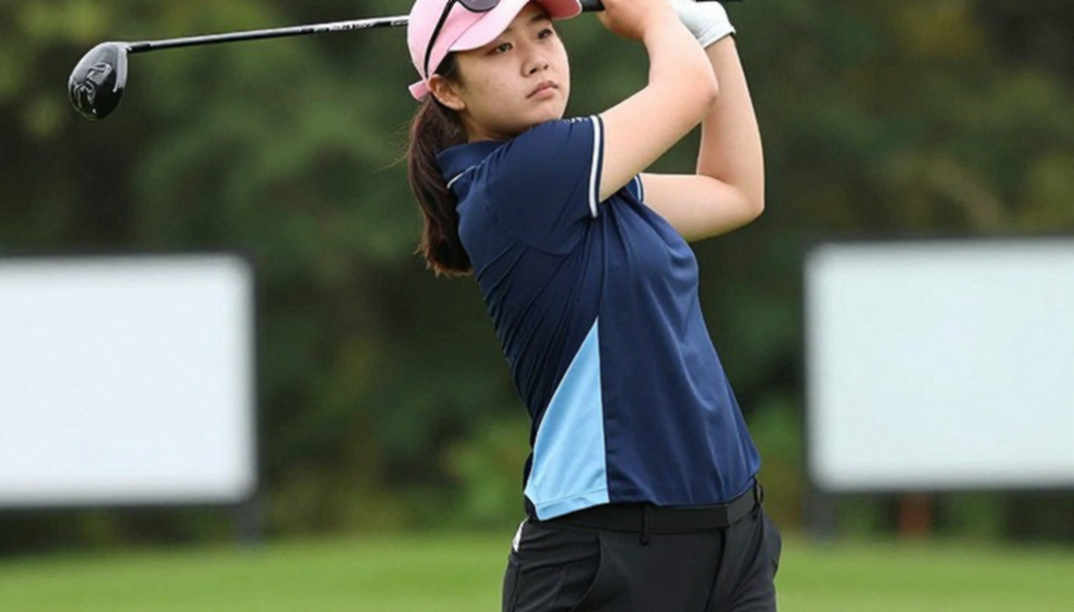 Golf Indonesia và khoảng trống dữ liệu: tay golf trẻ tranh suất Asian Tour bằng cuốn sổ của caddie