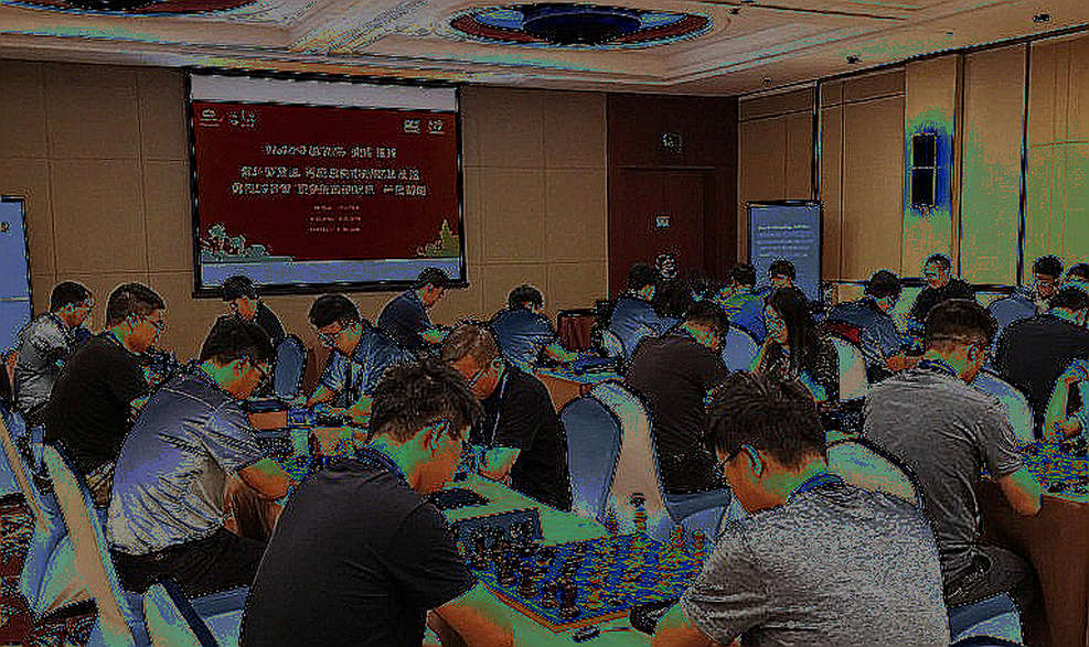 ChessBase Magazine #225: tiêu đề European Club Cup, nội dung là một danh mục huấn luyện