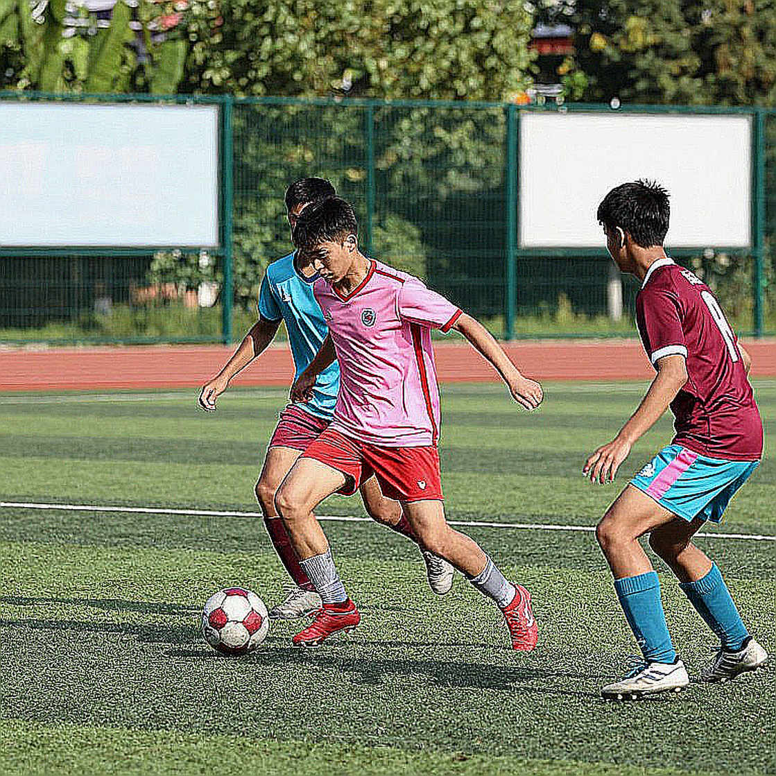Mùa bóng 2026: Nền móng của bóng đá Việt Nam dựng từ đôi chân trần Mùa bóng 2026: Nền móng của bóng đá Việt Nam dựng từ đôi chân trần