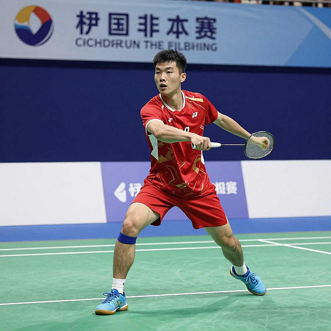 Alwi Farhan tập với Momota: tín hiệu chuẩn bị và giới hạn của một buổi đánh tập